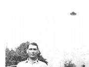 1932  